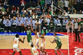 活塞击败掘金取3连胜 坎宁安29+10 约基奇24+15